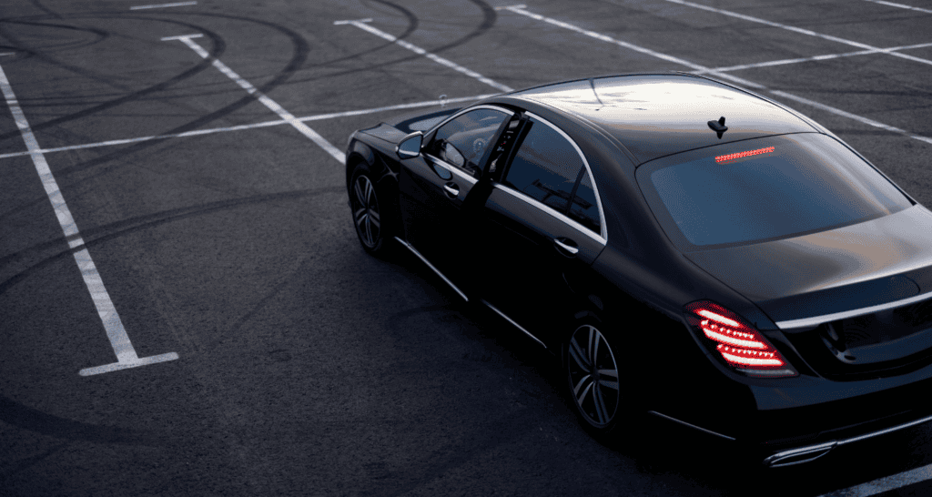 Luxurious black town car parked in Nassau County, providing premium town car service for business and leisure travel.