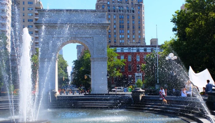 Greenwich Village: A Cultural and Historical Hub in Manhattan 3 Greenwich Village in New York Washington Square Park.jpg | NYC Limo Service